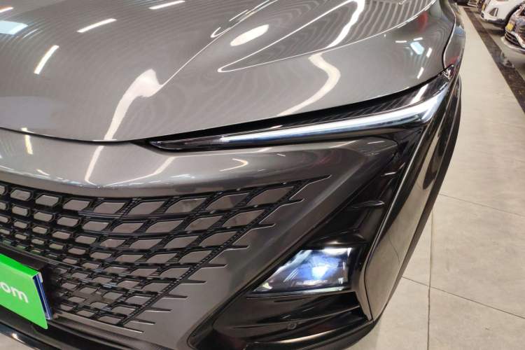 Used Changan UNI-T 2022 2.0T Prestige Version
