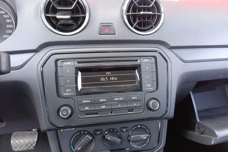 Used Volkswagen Jetta 2019 Dream Edition 1.5L Automatic Fashionable Version