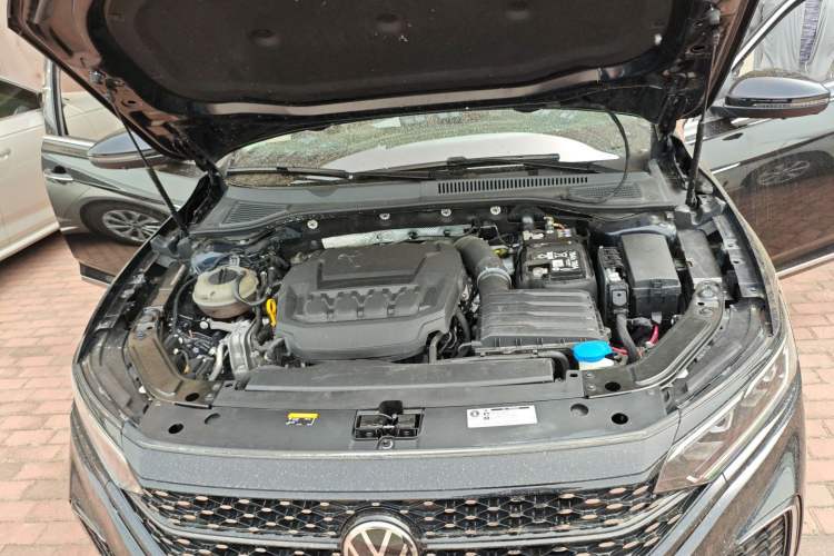 Used Volkswagen Passat 2024 380TSI Starry Luxury Edition
