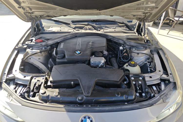 Used BMW 3 Series 2014 320i Sport Design Package
