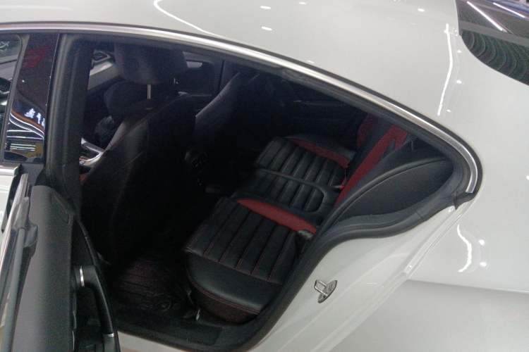 Used Volkswagen FAW-Volkswagen CC 2018 1.8TSI Luxury Model
