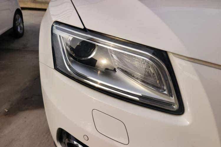 Used Audi Q5 2015 40 TFSI Comfort Model