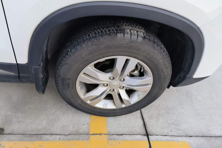 Used Changan CS75 2017 Shangkui Edition 1.5T Manual Fengxiang Model
