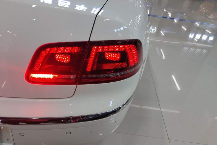 Used Volkswagen Phaeton 2012 3.0L Business Edition
