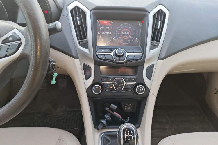 Used Chery Arrizo 7 2013 1.6L Manual Zhi Ling Edition
