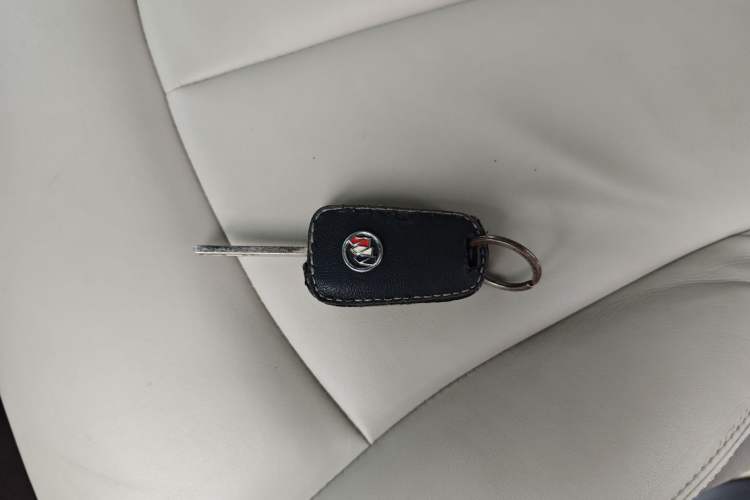 Used Buick GL8 2013 2.4L CT Luxury Business Comfort Edition
