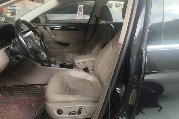 Used Volkswagen Magotan 2015 Facelift 1.8TSI Luxury Model
