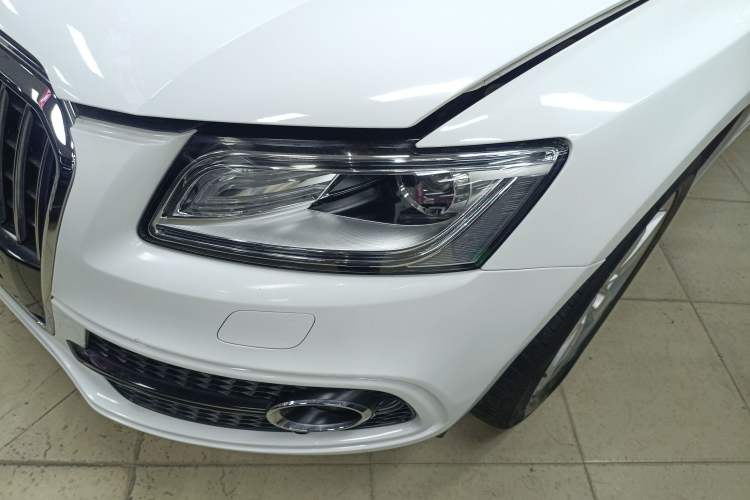 Used Audi Q5 2018 Collector's Edition 40 TFSI Ambition Model
