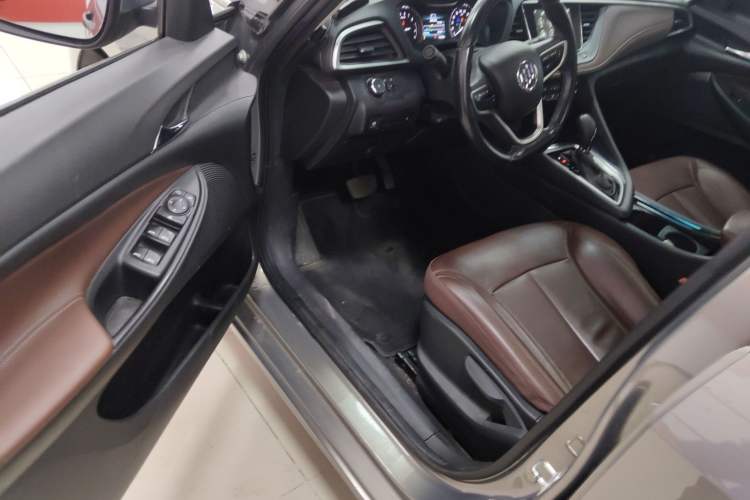 Used Buick GL6 2018 18T 6-Seater Luxury Model