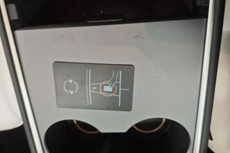 Used Tesla Model Y 2022 Performance High-Performance All-Wheel-Drive Version
