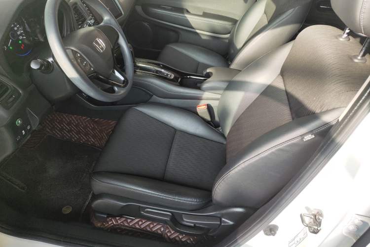 Used Honda Vezel 2020 1.5L CVT Pioneer Edition