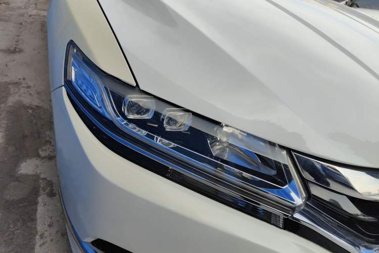 Used Honda Spirior 2015 2.0L Luxury Edition
