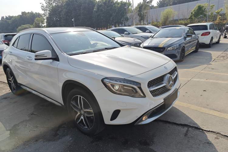 Used Mercedes-Benz GLA 2016 GLA 220 4MATIC Fashion Edition
