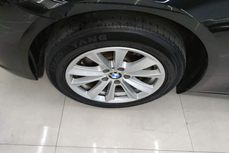 Used BMW 5 Series 2017 520Li Elegant Edition
