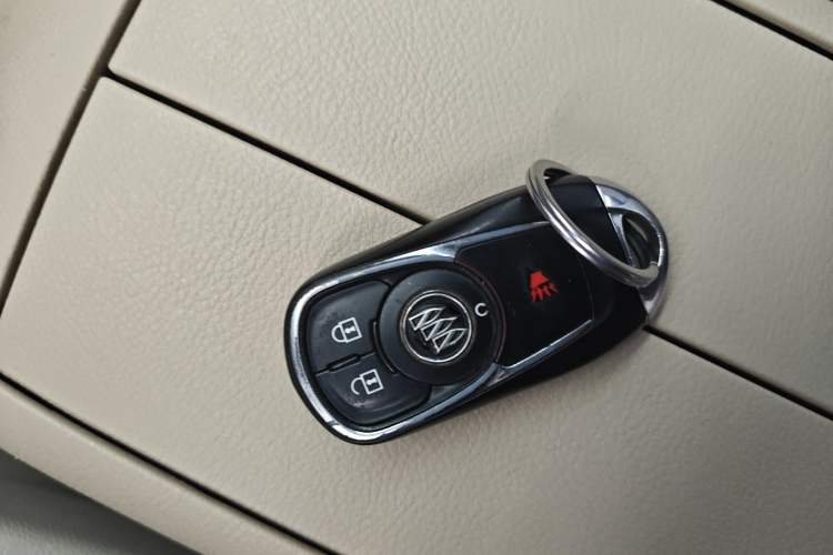 Used Buick GL8 2018 ES 28T Comfort Model China VI Standard
