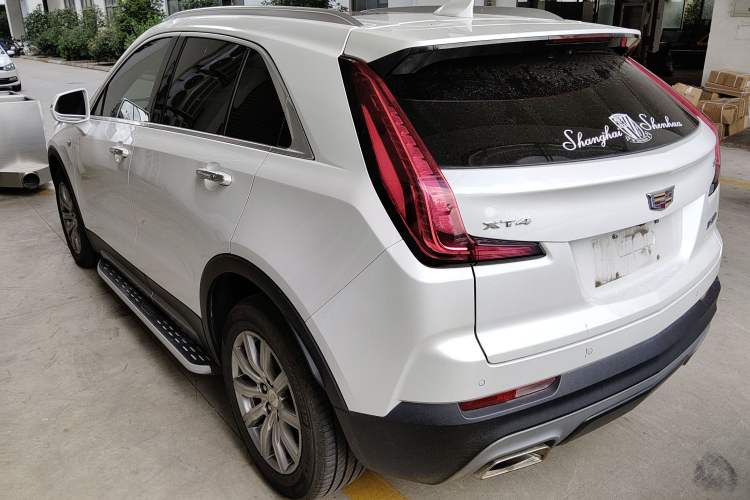 Used Cadillac XT4 2018 28T Two-Wheel Drive Leading Version
