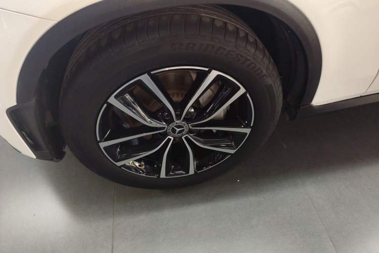 Used Mercedes-Benz GLC 2020 Facelift GLC 260 L 4MATIC Luxury Edition
