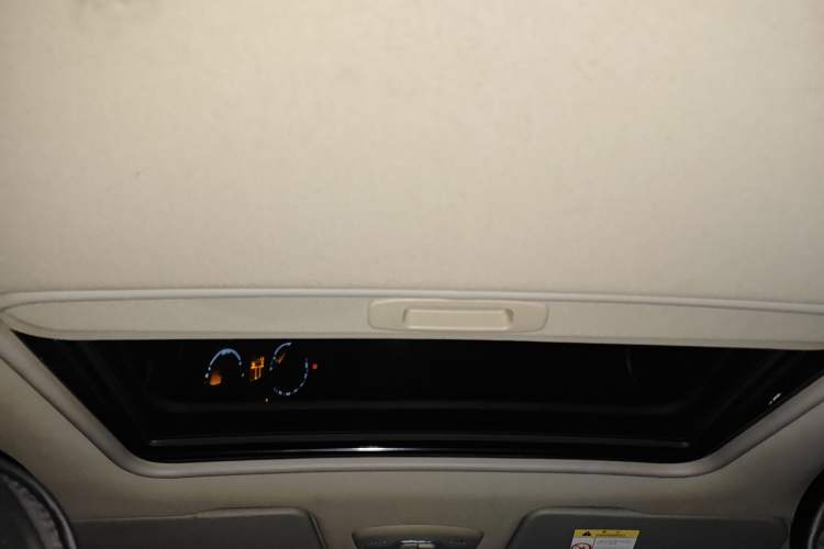 Used Chevrolet Sail 2015 Sail 3 1.5L Manual Happiness Edition
