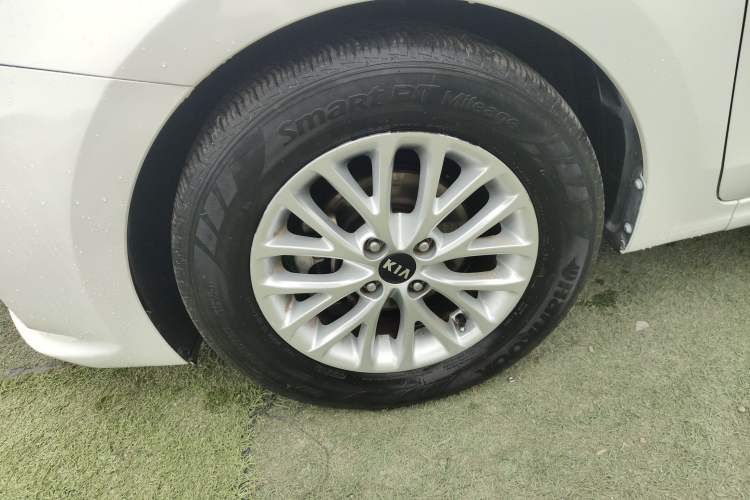 Used Kia K2 2017 Sedan 1.4L Automatic GLS
