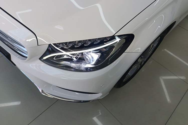 Used Mercedes-Benz C-Class 2017 Restyled C 180 L Fashion Edition Sport Version
