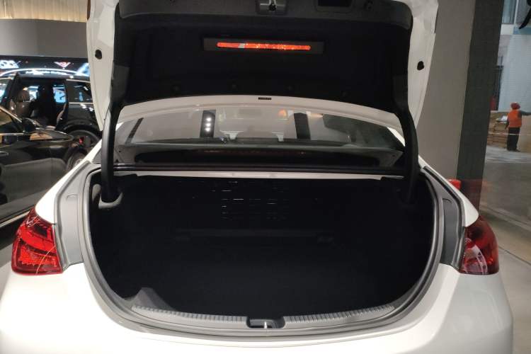 Used Mercedes-Benz C-Class 2024 Restyled C-Class 260 L Sport Edition
