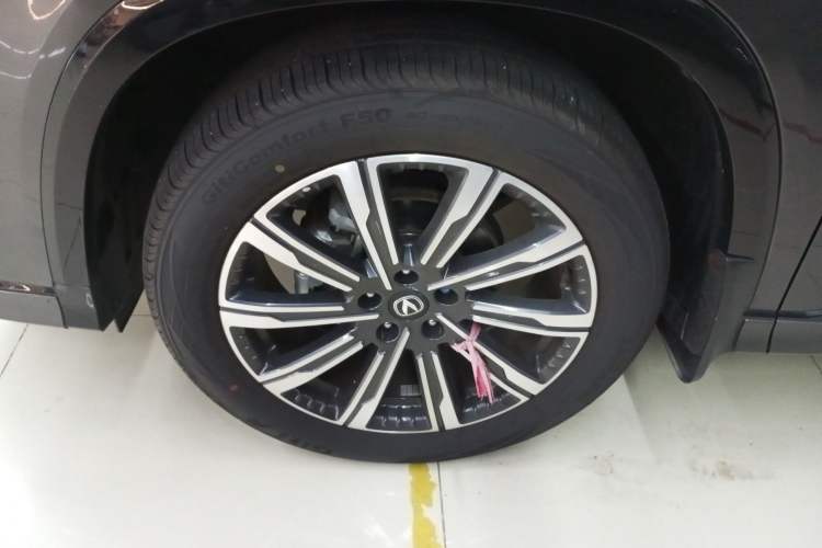 Used Changan CS75 PLUS 2024 3rd Generation Champion Edition 1.5T Intelligent Drive Dynamic Model
