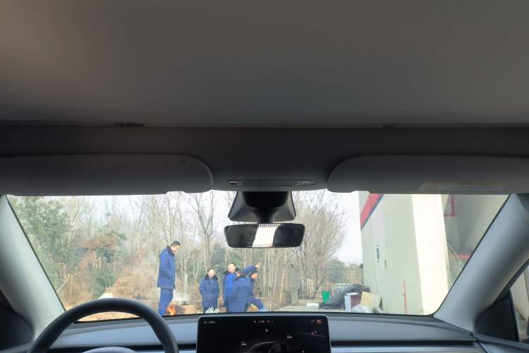 Used Tesla Model Y 2021 Revised Version 2 Long-Range All-Wheel-Drive Edition