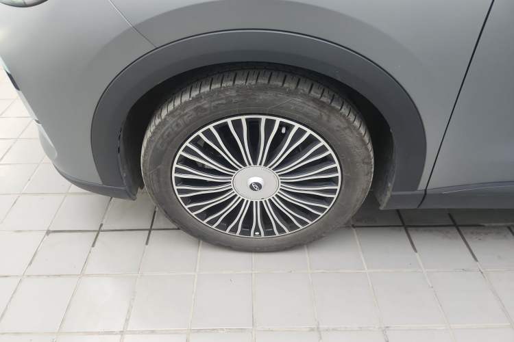 Used Chery Tiggo 8 L 2024 2.0T Two-Wheel Drive Prestige Version 5 Seats
