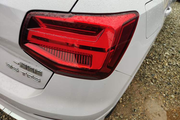 Used Audi Q2L 2021 35 TFSI Fashion Dynamic Model
