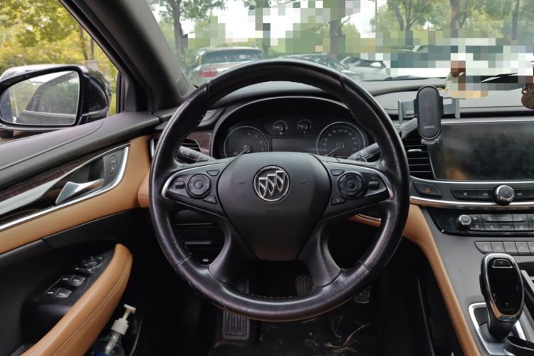 Used Buick LaCrosse 2016 28T Premium Edition
