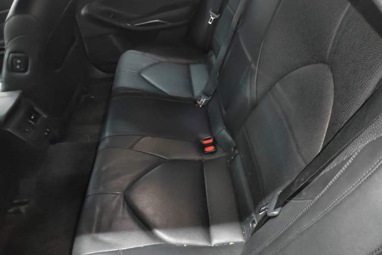 Used Toyota Avalon 2019 Dual-Engine 2.5L Luxury Edition China VI Standard
