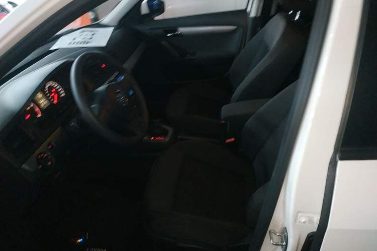 Used Volkswagen Lavida 2017 1.6L Automatic Comfort Edition