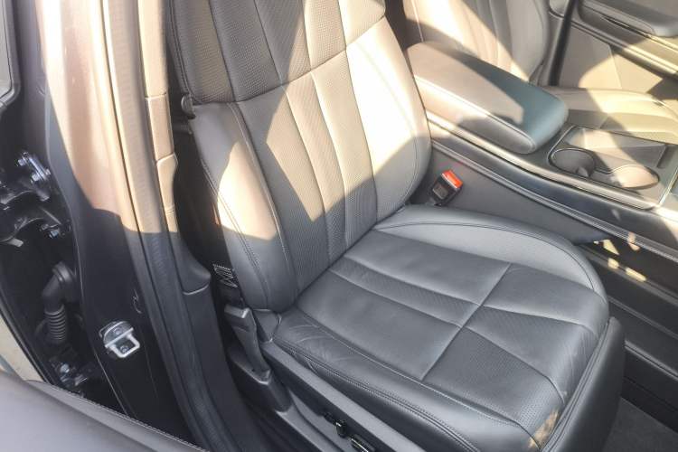 Used Nio ES8 2020 415 km Signature Edition 6-Seater Version
