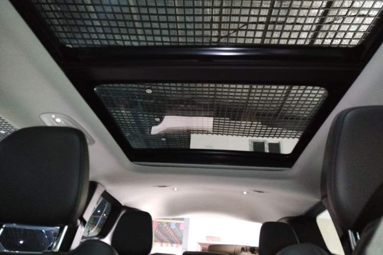 Used  Grand Commander 2020 2.0T Two-Wheel Drive Elite Version
