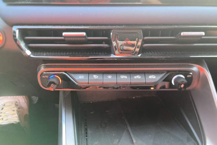 Used GAC Trumpchi GS3 2023 Shadow Speed 270T Dynamic Intelligence Edition
