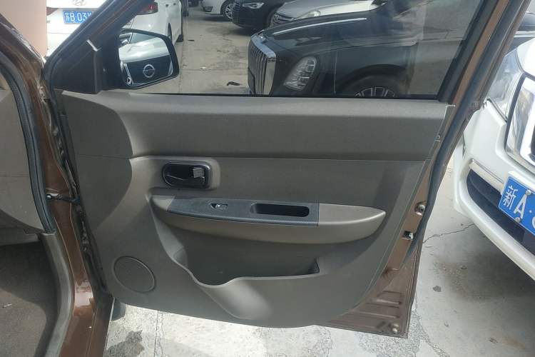 Used Wuling Hongguang 2015 1.5L S Basic Version China V Standard
