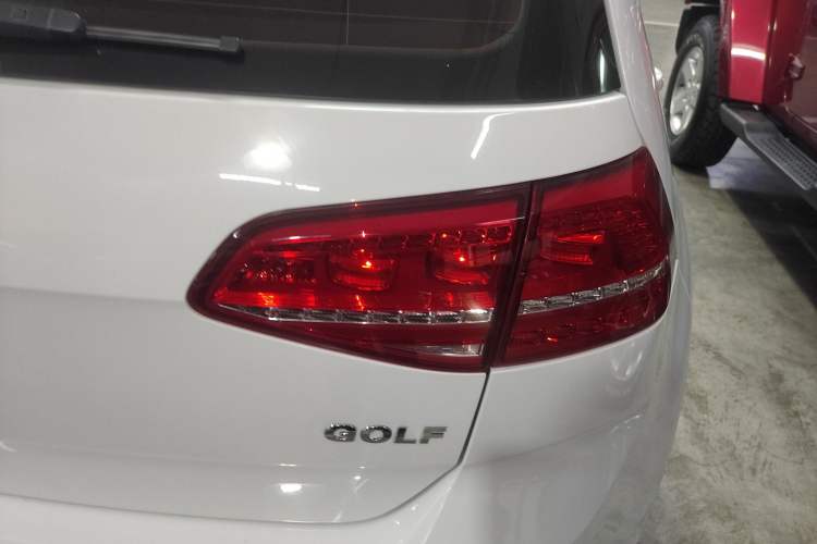 Used Volkswagen Golf 2015 1.4TSI Automatic Luxury Model