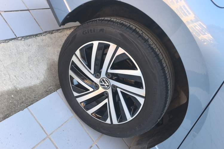 Used Volkswagen Lavida 2023 1.5L Automatic 5 Million Edition
