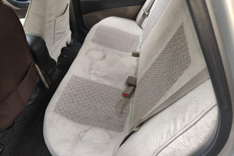 Used Hyundai Celesta 2011 1.6L Automatic Comfort Model
