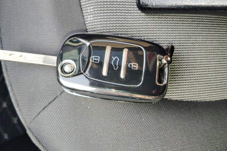 Used Wuling Hongguang MINIEV 2022 Easy Version Lithium Iron Phosphate
