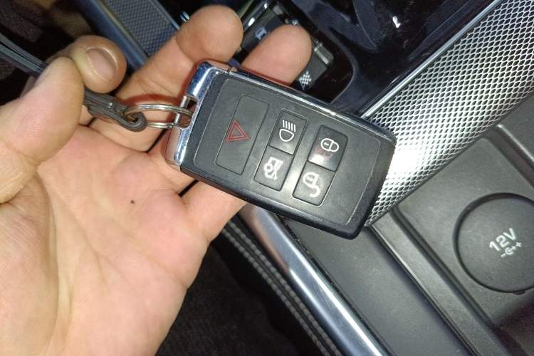 Used Jaguar XEL 2020 2.0T 200PS R-DYNAMIC Youth Sports Edition
