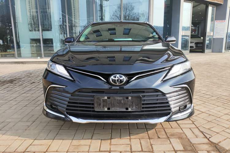Used Toyota Camry 2023 2.0G Luxury Edition