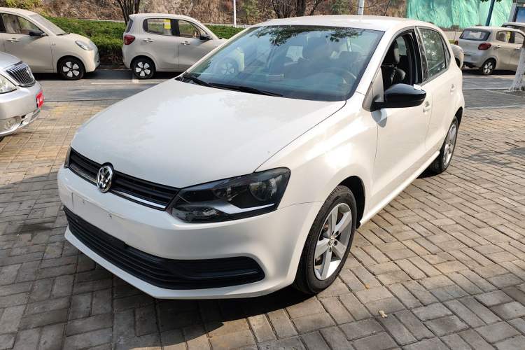 Used Volkswagen Polo 2014 1.4L Manual Fashion Edition