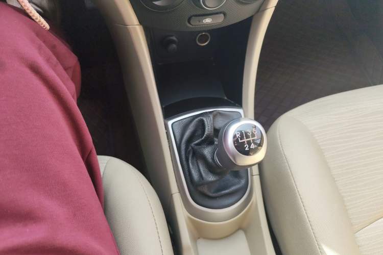 Used Hyundai Verna (older generation) 2016 1.4L Manual Smart GLS Trim