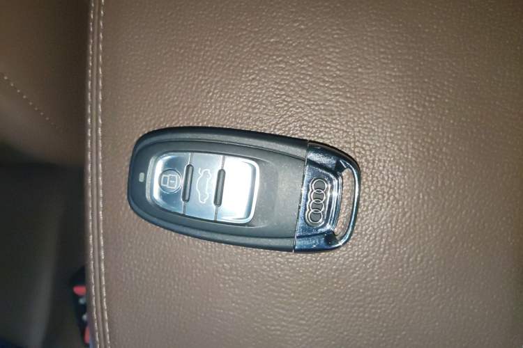 Used Audi A6L 2015 30 FSI Millionth Anniversary Comfort Model