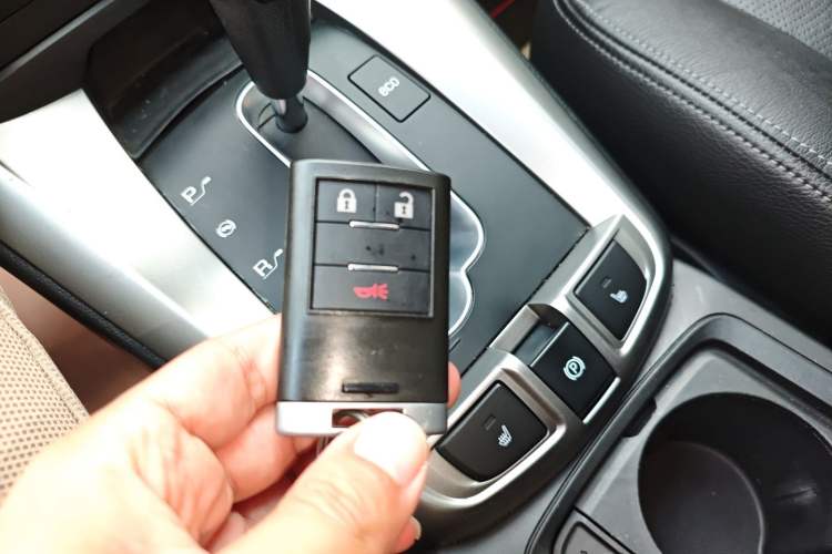 Used Chevrolet Captiva 2017 2.4L Two-Wheel Drive Luxury Edition 7 Seats