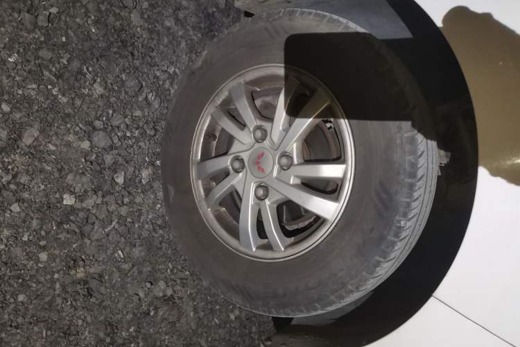 Used Wuling Hongguang 2019 1.5L S Standard Version China VI LAR
