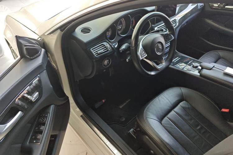 Used Mercedes-Benz CLS 2016 CLS 260 Elegant Edition
