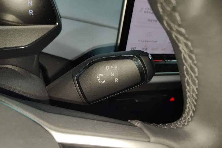 Used Volkswagen ID.4 X 2025 Smart Version Pure & Intelligent Enjoyment Edition
