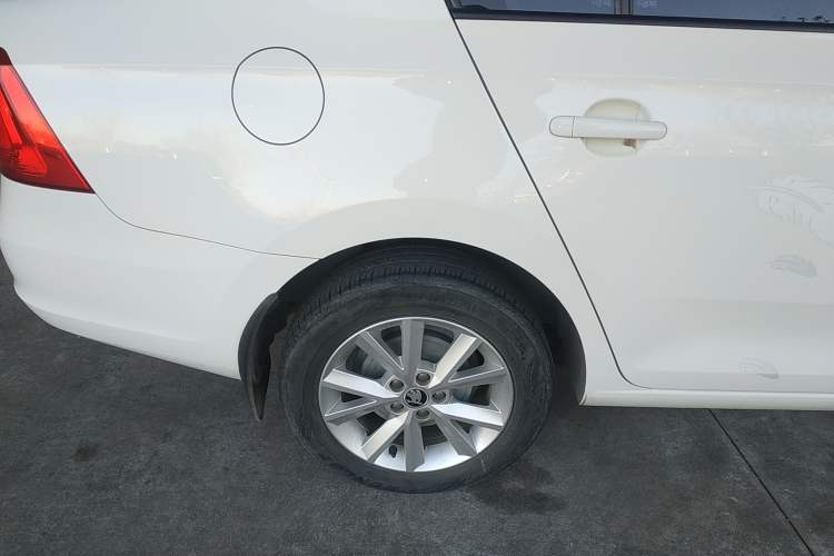 Used Skoda Rapid 2016 1.6L Manual Trend Edition